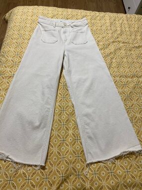 Zara Wide-Leg Frayed Hem Jeans in Cream